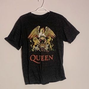 3/$30 ❤️ Queen Band T-Shirt L Grey Hot Topic